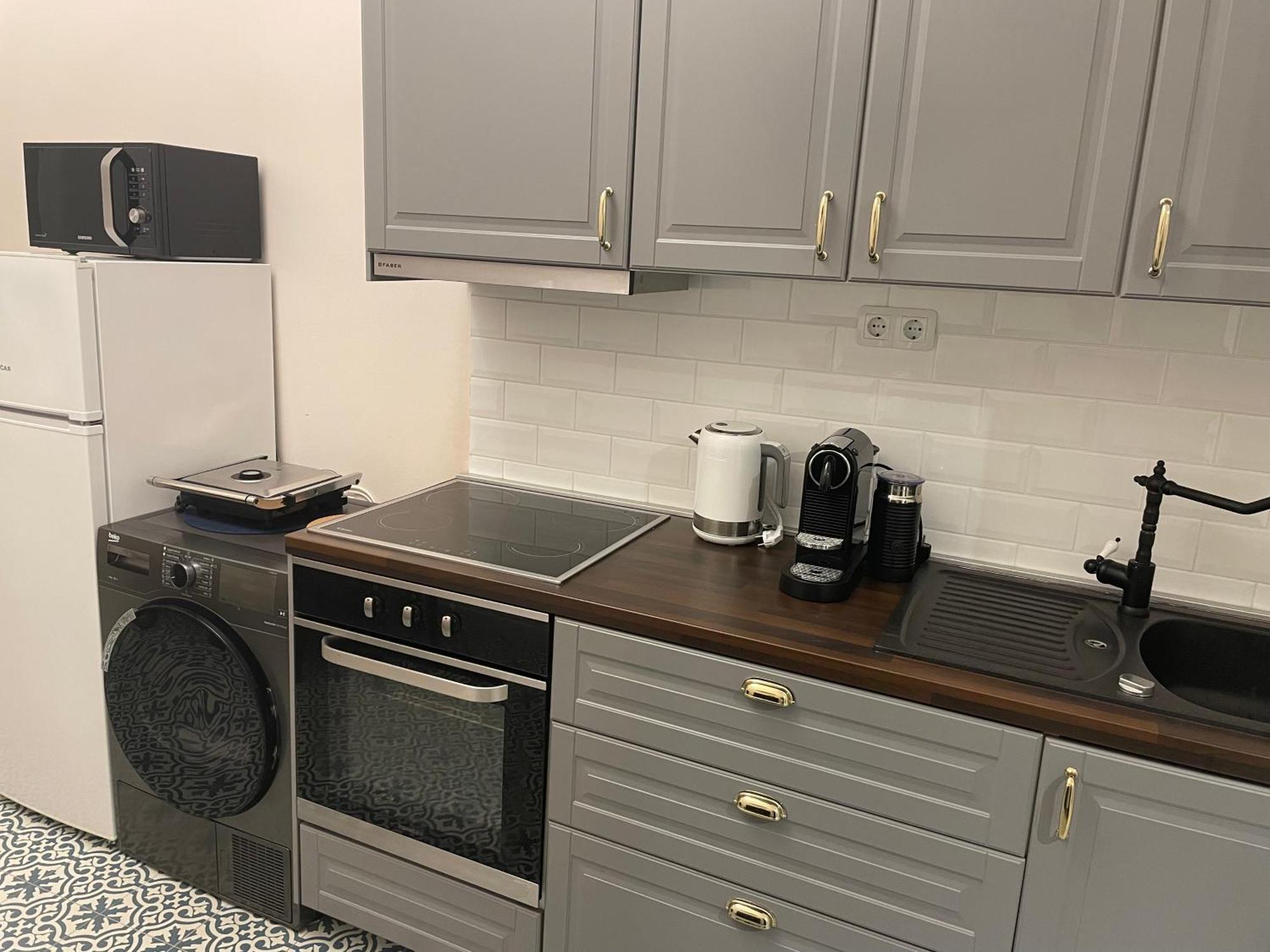 Charming And Cozy Apartment In Center Of Zagreb Eksteriør billede